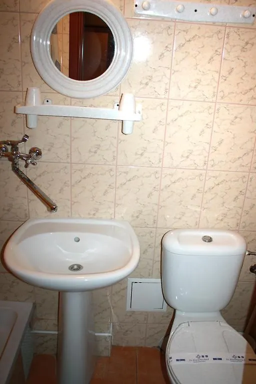 קייב Druzhba Service Hotel